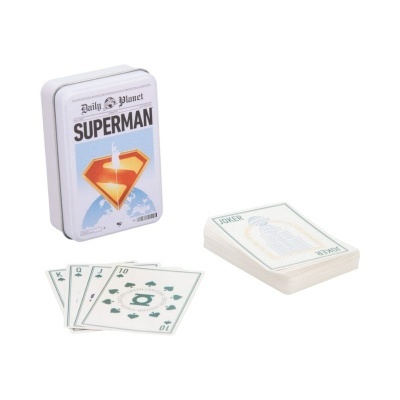 Jogo de cartas Superman com caixa metálica branca e cartas com símbolos verdes.