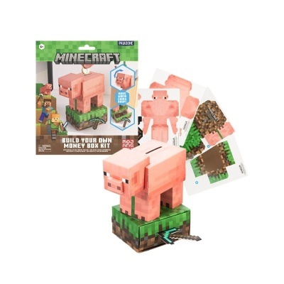 Conjunto LEGO Minecraft porco em base verde pixelada com papel para montagem