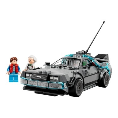Conjunto LEGO com dois bonecos e um carro cinzento com detalhes azuis
