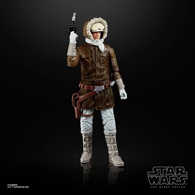 Figura de ação Star Wars com roupas brancas e castanhas e arma, fundo preto