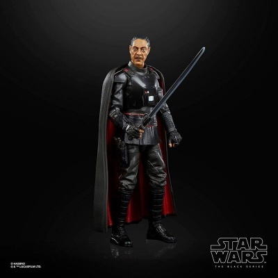 Figura de ação do personagem Star Wars com capa e espada