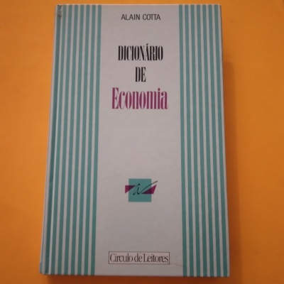 Capa do livro 'Dicionário de Economia' de Alain Cotta com riscas azuis