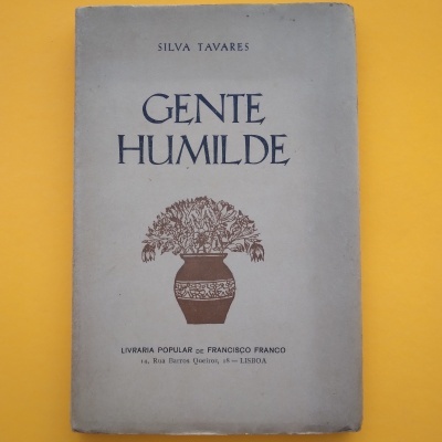 Capa de livro 'GENTE HUMILDE' com ilustração de jarro e flores