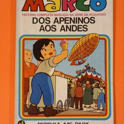 Capa colorida de revista infantil com criança segurando um gelado, pessoas e balão aerostático, título em português