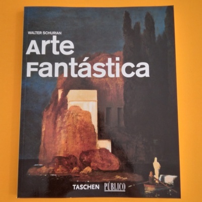 Capa do livro Arte Fantástica de Walter Schurian com imagem de pintura em fundo azul escuro
