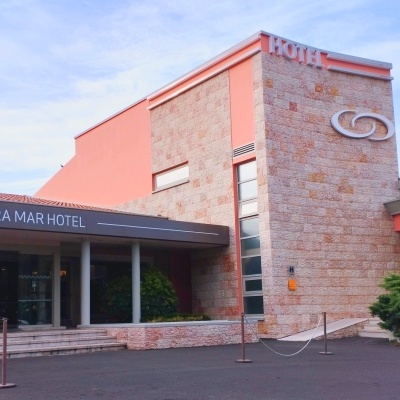 Transfers&#x20;-&#x20;&#x20;Aeroporto&#x20;das&#x20;Lajes&#x20;&#x20;de&#x2F;para&#x20;Cidade&#x20;de&#x20;Angra&#x20;do&#x20;Heroismo&#x20;&#x28;max.&#x20;6px&#x29;