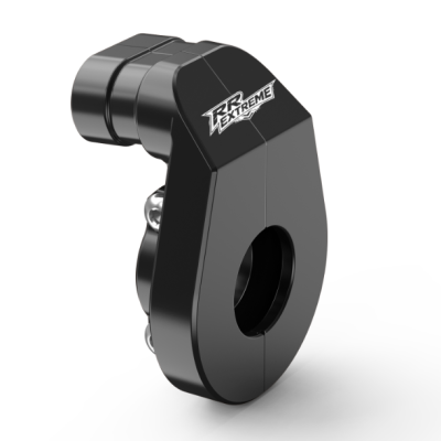 Peça preta angular com logo RR EXTREME e abertura circular ao centro