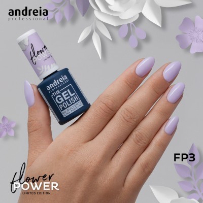 The Gel Polish Andreia FP3 - Lavanda (FLOWER POWER) Verniz gel lilás e unhas pintadas lilás com fundo de flores de papel