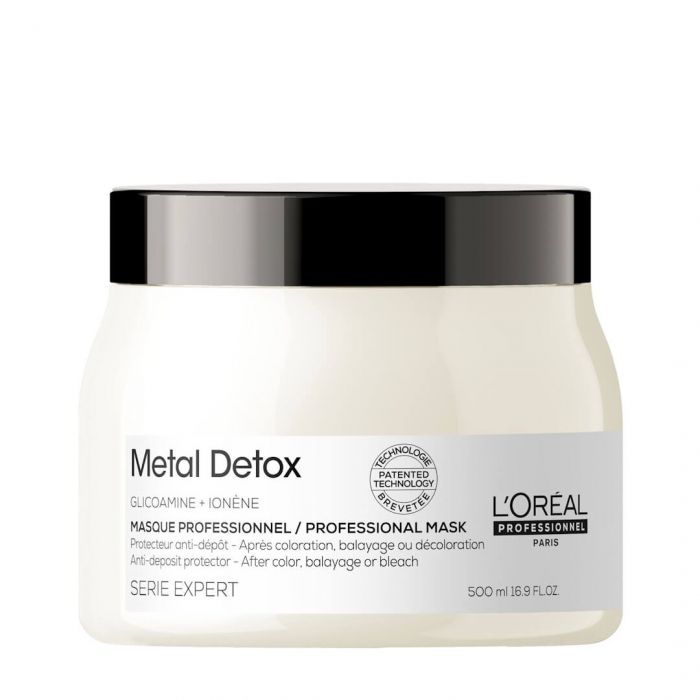 Máscara LÓreal Metal Detox 500ml Recipiente de máscara capilar Metal Detox da LOréal, branco com tampa preta