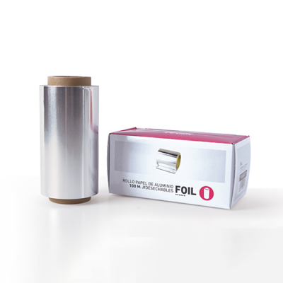 Rolo de papel de alumínio com embalagem branca e vermelha