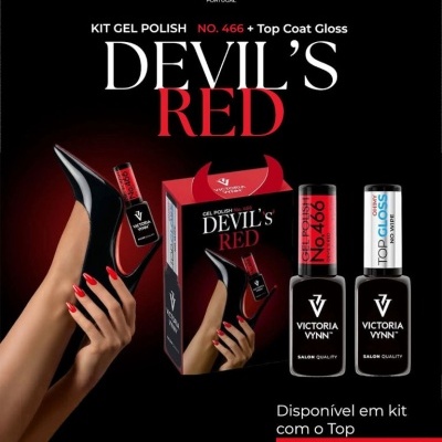 Kit de verniz gel Devils Red Victoria Vynn com unhas vermelhas e sapatos pretos