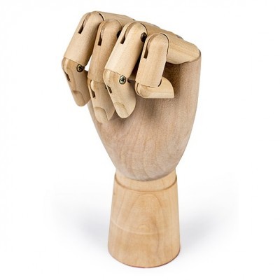 Modelo de mão articulada de madeira clara