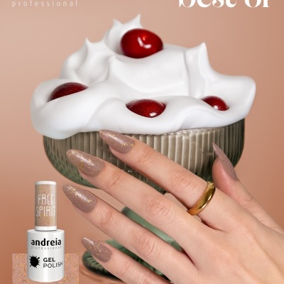 Verniz gel Andreia SP3 Free Spirit com unha decorada e taça com chantilly e cerejas