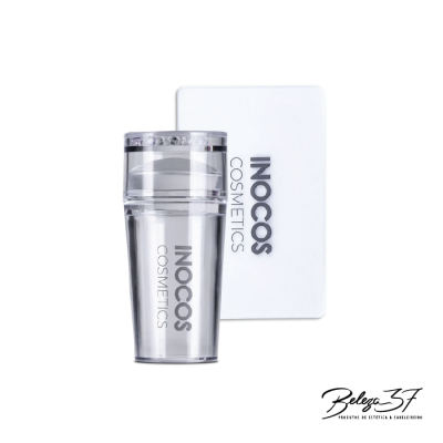 Frasco plástico transparente com tampa prateada e embalagem branca INOCOS COSMETICS