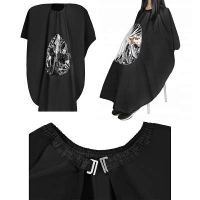 Capa de corte preta com detalhe prateado oval central