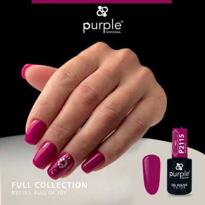 Mão feminina com unhas pintadas de verniz gel cor púrpura com detalhe em uma unha e frasco de verniz gel Purple Professional P2115