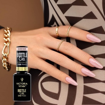 Frasco de verniz em gel preto com etiqueta 