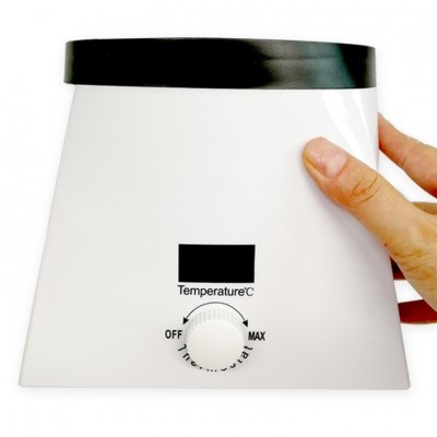 Dispositivo branco com botão de temperatura e visor digital