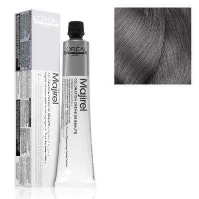 Tubo de tintura de cabelo Majirel da L'Oréal com embalagem e amostra de cor cinzento prateado