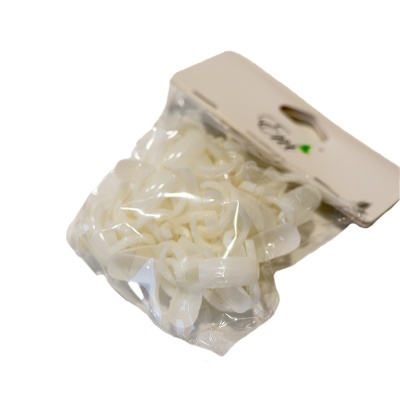 Pacote transparente com argolas ou ganchos brancos em plástico