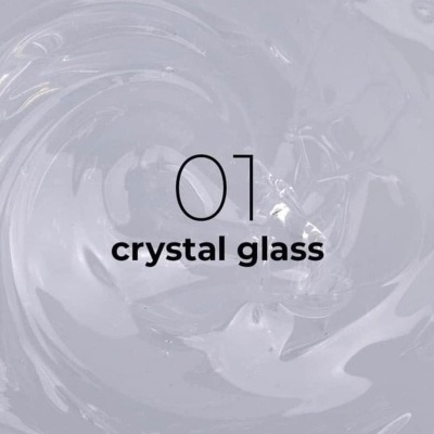 Vidro de cristal transparente com texto '01 crystal glass'