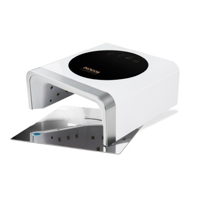 Máquina de manicure branca com painel preto e base metálica refletora