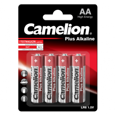 Pack de quatro pilhas AA Camelion Plus Alkaline em embalagem preta e vermelha