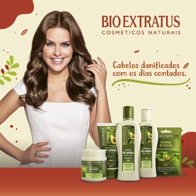 Anúncio de cosméticos naturais Bio Extratus para cabelos danificados com produtos e mulher sorridente.