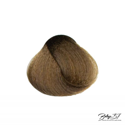 Amostra de cabelo sintético em tons castanhos