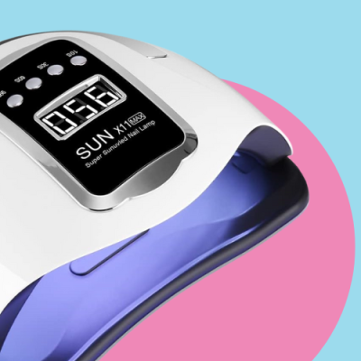 Secador de unhas branco com visor digital e luz LED