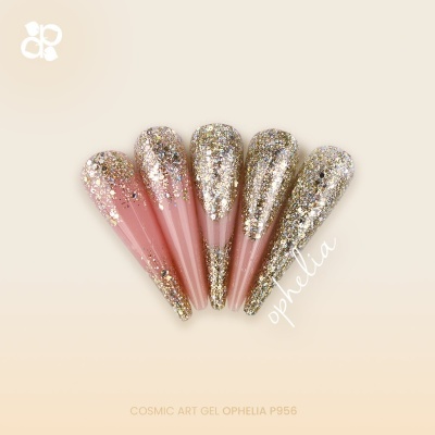 Unhas postiças rosa com glitter dourado em fundo bege