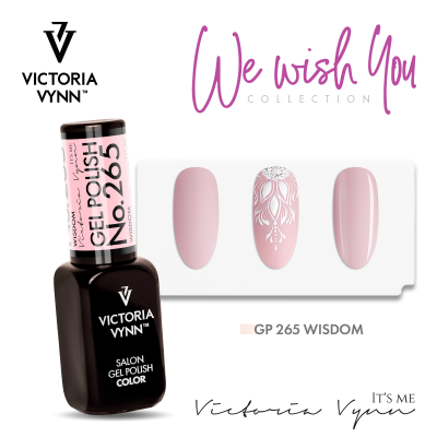 Esmalte de gel rosa claro Victoria Vynn Nº 265 com amostras de unhas decoradas e lisas
