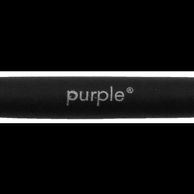 Pincel de maquilhagem preto com ponta prateada e texto 'purple® PT52'