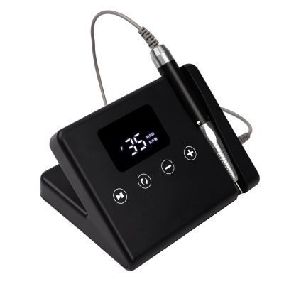 Aparelho profissional de manicure preto com ecrã digital e aparelho de mão