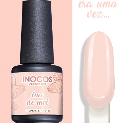 Verniz gel INOCOS lua de mel em frasco preto com rótulo rosa pastel e amostra da cor