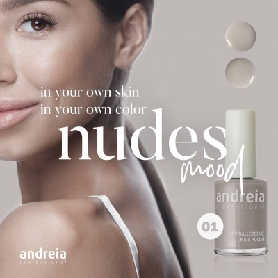 Verniz de unhas nude hipoalergénico da andreia professional com modelo feminina ao lado.