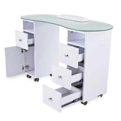 Mesa para manicure branca com tampo de vidro curvo e gavetas abertas em rodízios