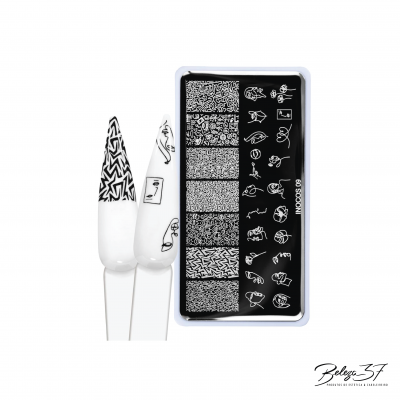 Conjunto de carimbos para unhas com placa de desenhos em preto e branco