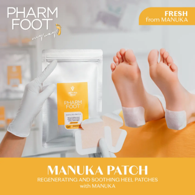 Pacote Pharma Foot Manuka Patch com patches aplicados nos calcanhares