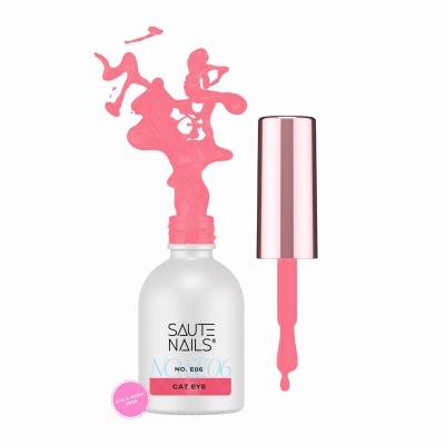 Verniz de unhas rosa SAUTE NAILS No. E06 Cat Eye com pincel e tampa aberta