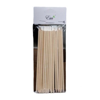 Palitos de madeira para manicure em embalagem plástica transparente com cartão branco