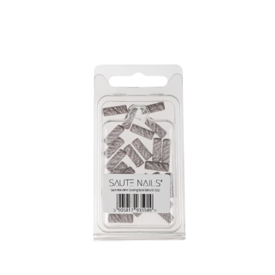 Embalagem de plástico com mini pregos metálicos texturizados cinza e branco