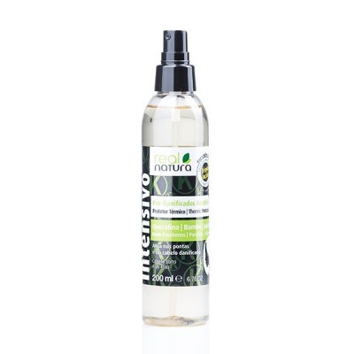 Frasco spray transparente com rótulo verde e preto de protetor térmico Real Natura