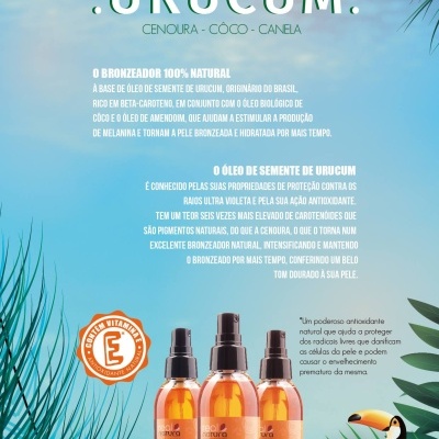 Promoção do bronzeador natural Urucum com cenoura, côco e canela, três frascos em spray e fundo tropical azul e verde