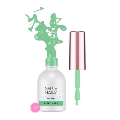 frasco de verniz de unhas branco com tampa rosa e pincel verde