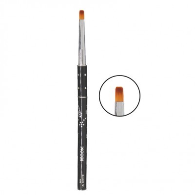 Pincel de maquilhagem preto com cerdas castanhas em fundo branco