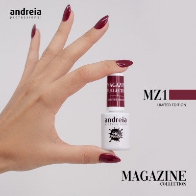 Frasco de verniz gel Andreia Professional com unha pintada vinho escuro