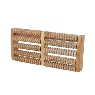 Massajador de pés de madeira com roletes texturizados em duas secções