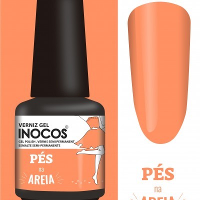 Frasco de verniz gel Inocos e amostra da cor coral areia