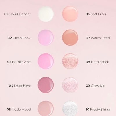 Dez amostras de verniz de unhas em tons pastel e brilhantes, com nomes e números